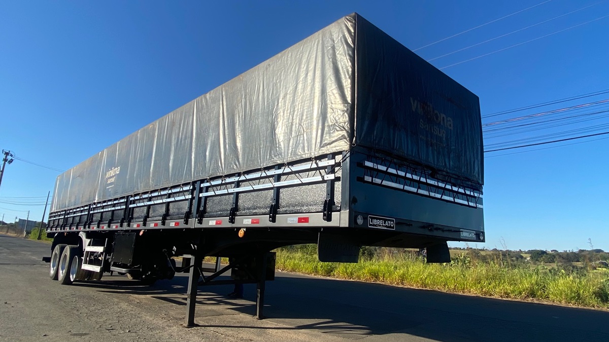 Carreta graneleira OLX Carreta graneleira 3 eixos Carreta graneleira Agrícola Carreta Graneleira trator Carreta graneleira 3 eixos usada OLX Carreta Graneleira barata